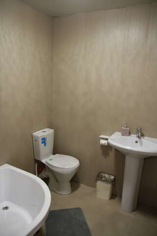 Гостевой дом На Малине Краснодар Стандартный четырехместный номер-6